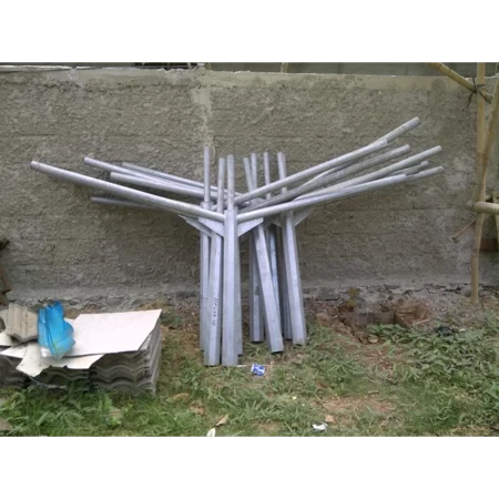 Tiang Lampu Jalan PJU Oktagonal Double AngLe Ornament
