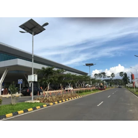 Tiang Lampu Octagonal Lampu Solar
