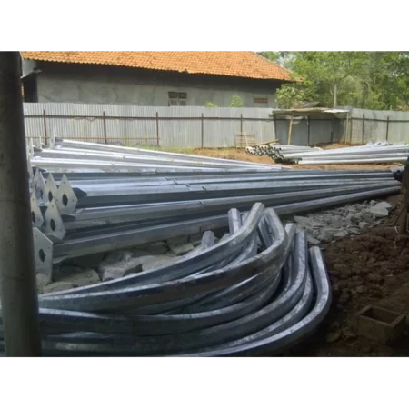 Tiang Lampu Jalan PJU Ornament